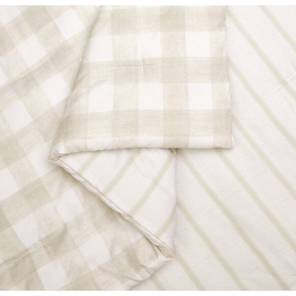 Modern Heirloom Queen Gingham Comforter Tan NEW - Picture 8 of 9